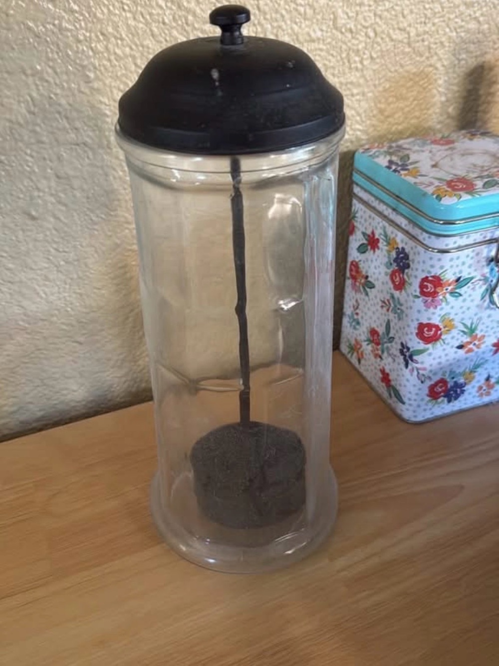 Glass Straw Dispenser